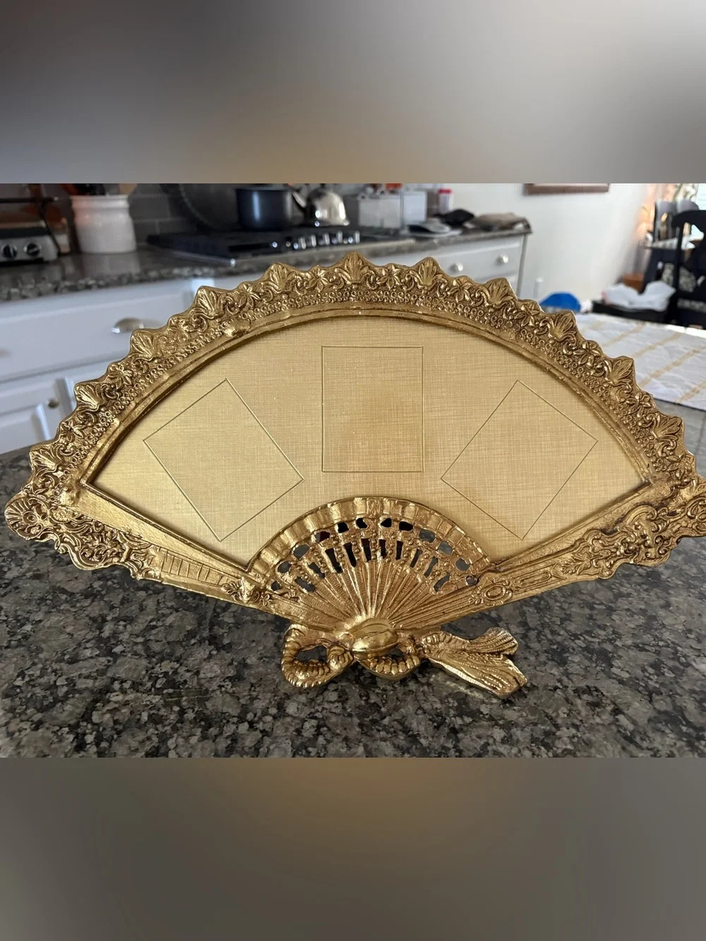 VINTAGE MCM Gilded Ornate Brass gold colored Victorian Fan Photo PICTURE Frame l